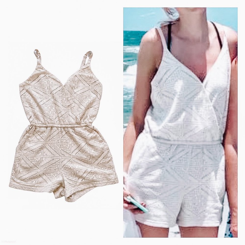 Forever 21 EUC Beige Crochet Eyelet Faux Wrap Pocket Summer Romper M